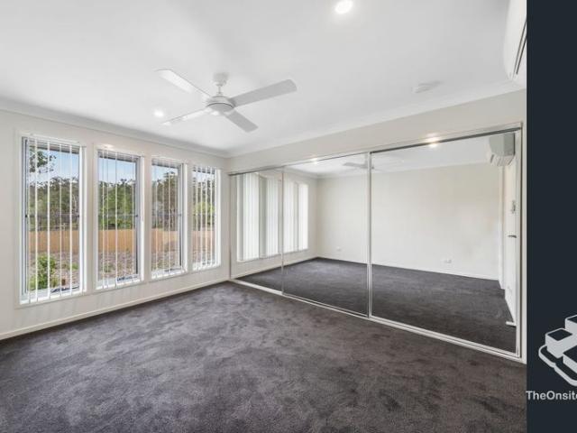 Townhouse for rent in Fernbrook, Queensland