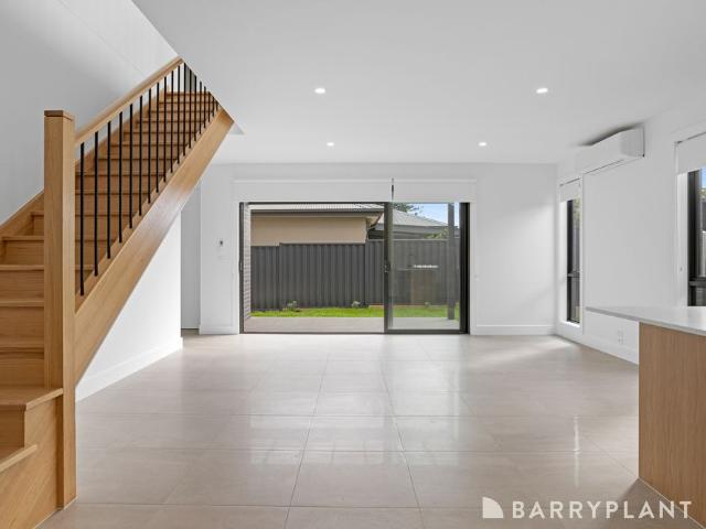Townhouse for rent in Rosebud, Melbourne
