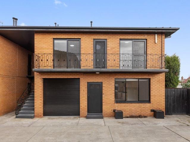 Townhouse for rent in Brunswick, Melbourne