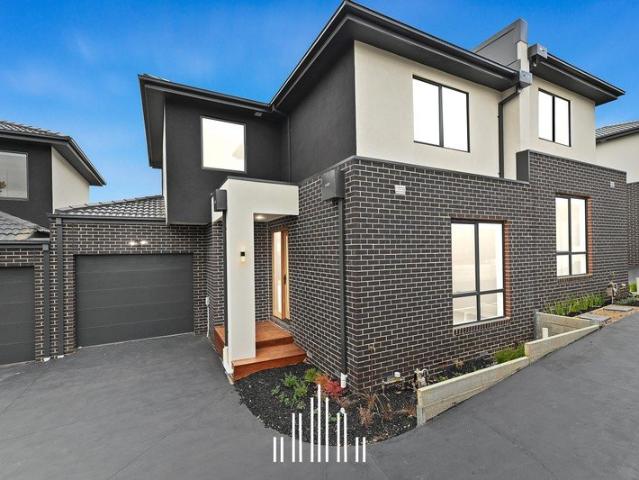 Townhouse for sale in Camerons Creek, Victoria