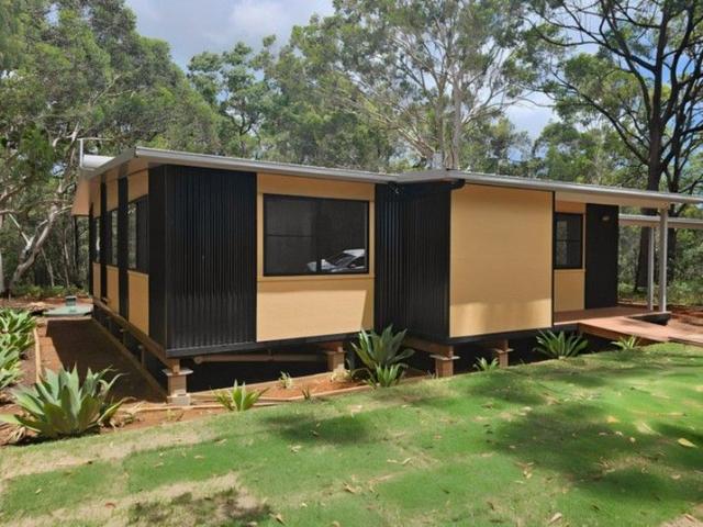 House for sale in Russell Island