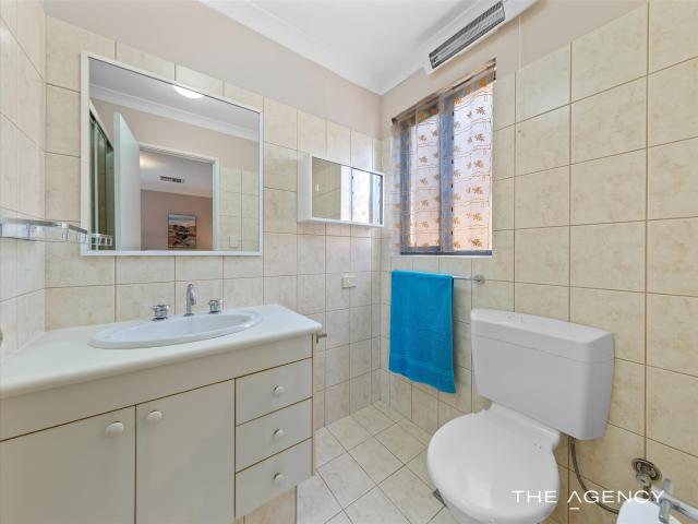 Villa for sale in Port Kennedy, Western Australia