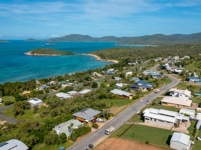 Property for sale in Hideaway Bay, Queensland