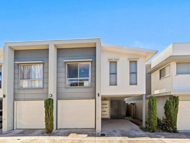 Townhouse for sale in Toombul, Queensland