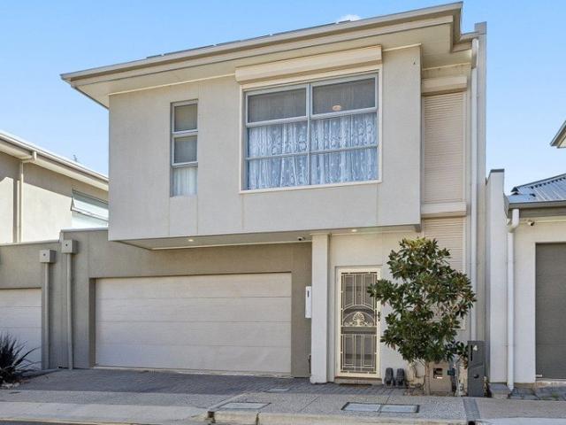 House for sale in Noarlunga Downs, Adelaide