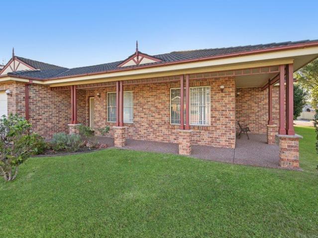 House for sale in Lake Haven, New South Wales