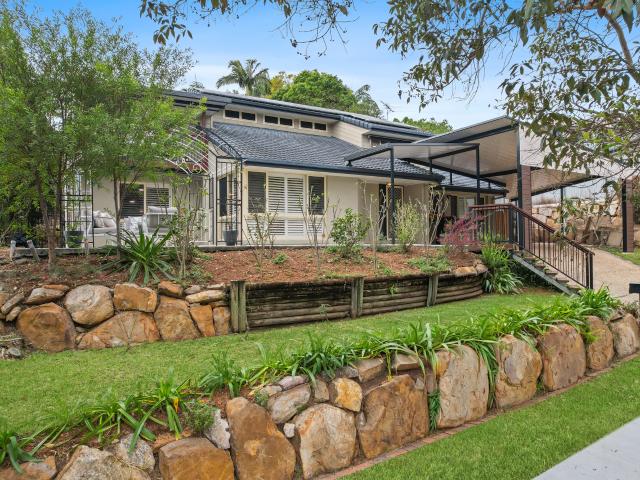 House for sale in Mount Gravatt East, Greater Brisbane