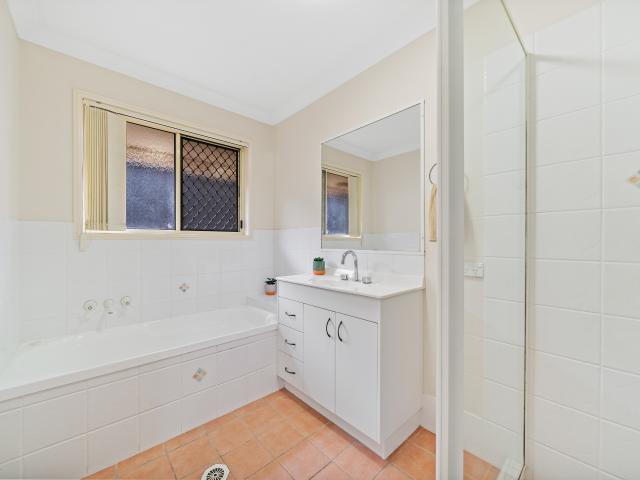 House for sale in Heritage Park, Greater Brisbane