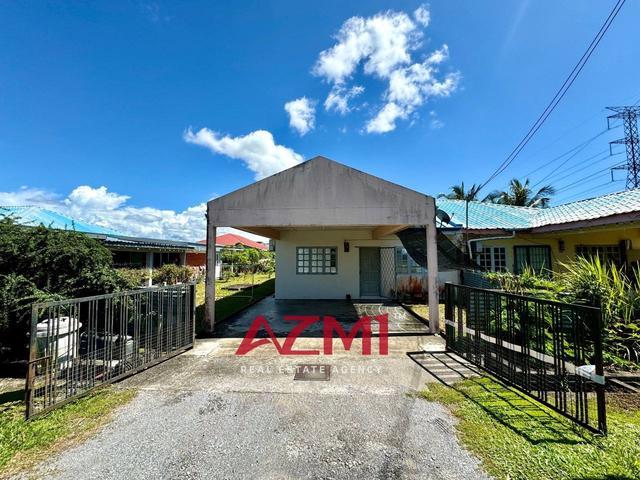 Residential House for sale in Long Miri, Sarawak