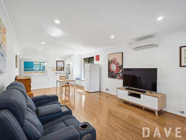 Villa for sale in Scarborough
