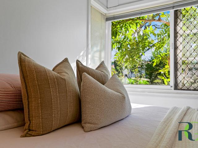 House for sale in Alfred Cove, Western Australia