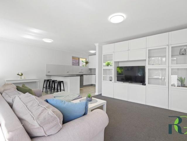 Villa for sale in Palmyra, Western Australia