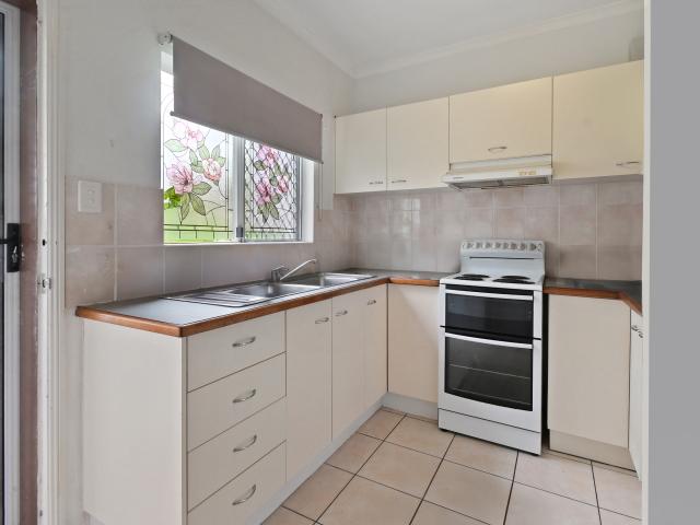 Townhouse for sale in Manoora, Queensland