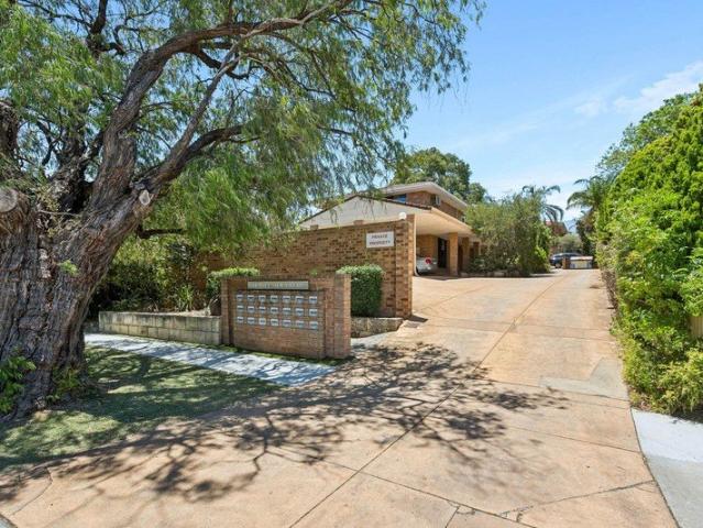 Townhouse for sale in Maylands, Western Australia