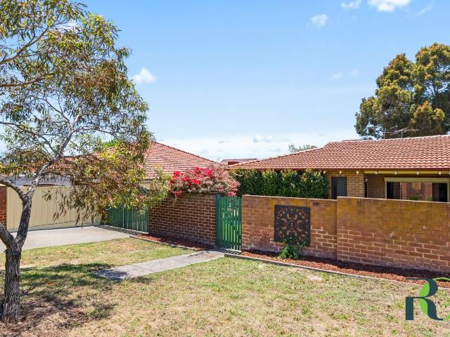 Villa for sale in Attadale, Western Australia