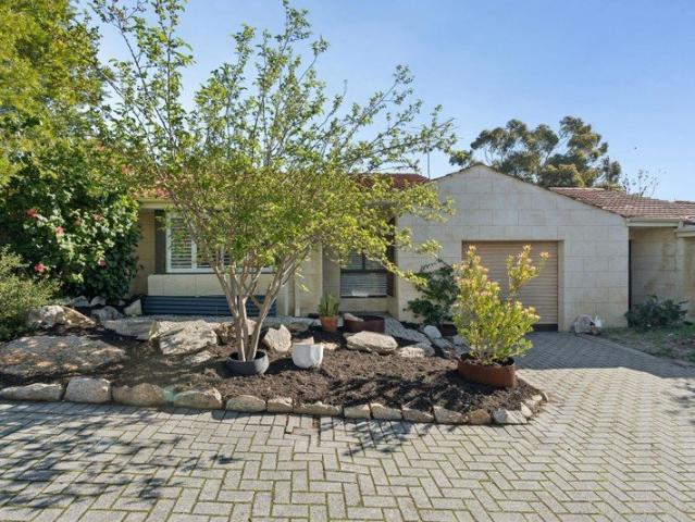 Villa for sale in Palmyra, Western Australia