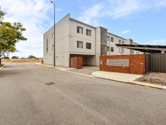 House for sale in Bennett Springs, Western Australia