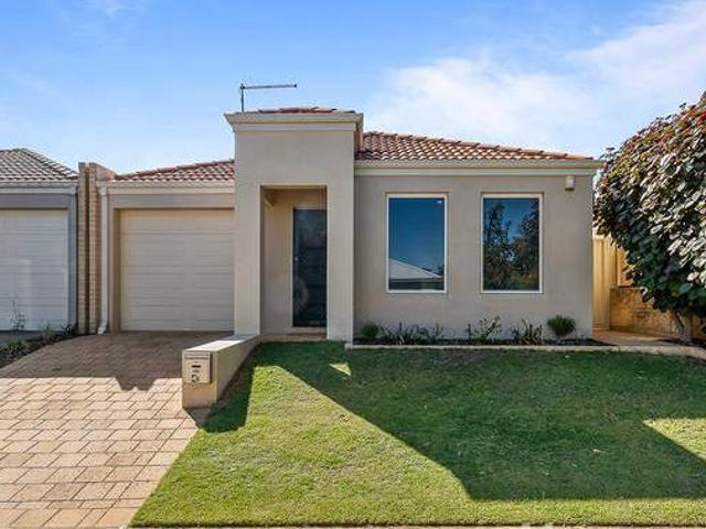 House for rent in Cockburn, Western Australia