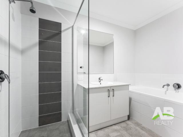 House for sale in Hocking, Western Australia