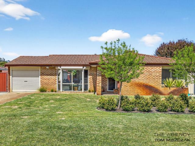 House for sale in Canning, Queens Park