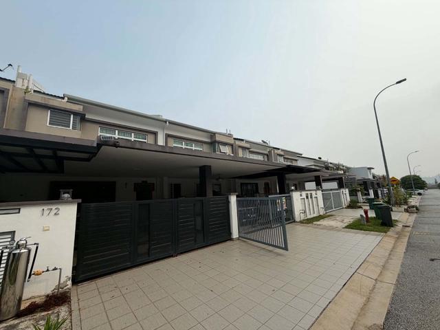 Terraced House for sale in Sendayan Village, Negeri Sembilan