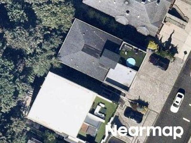 Property for sale in Edgewater, New Jersey