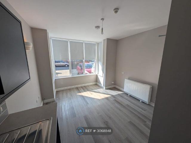 Apartment for rent in Grange Farm, East Suffolk