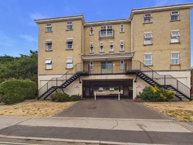 Studio for rent in Felixstowe, Eastbridge