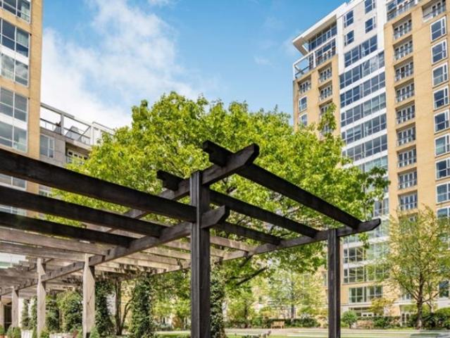 Apartment for rent in London Borough of Tower Hamlets, Greater London