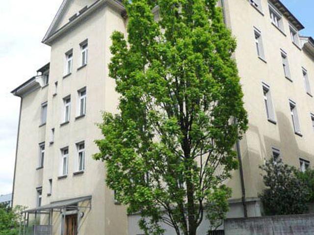 Immobilie kaufen in Einigen, Zürich