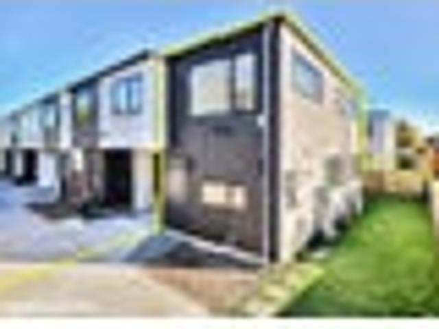 House for sale in Papakura