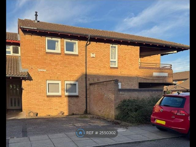 House for rent in Oldbrook, Milton Keynes