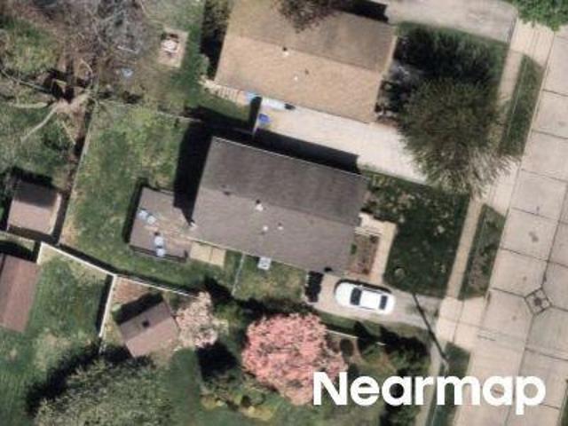 House for sale in Summit, Ohio