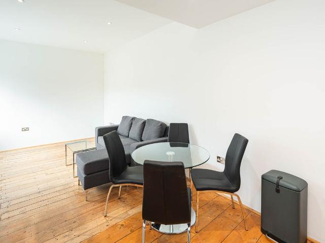 Apartment for rent in Hoxton, Greater London
