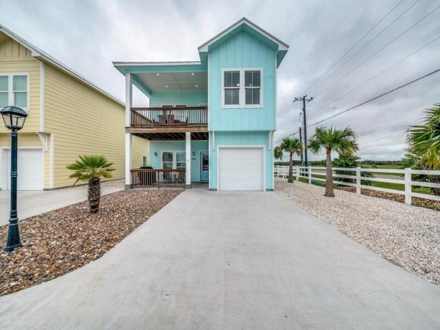 Townhouse for sale in Rockport