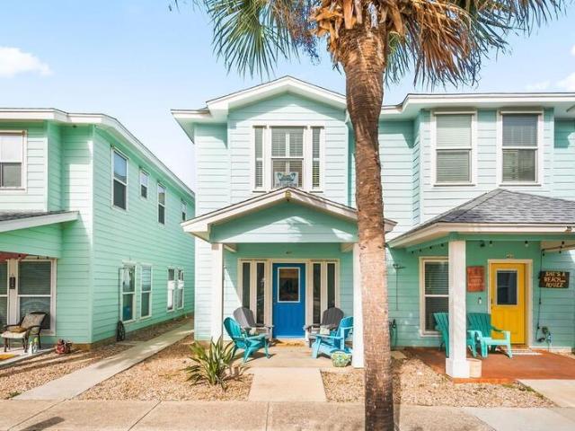 Townhouse for sale in Port Aransas