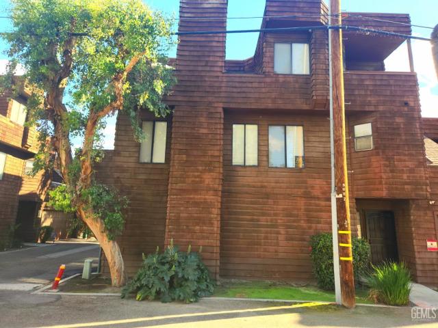 Condo for sale in Bakersfield, California