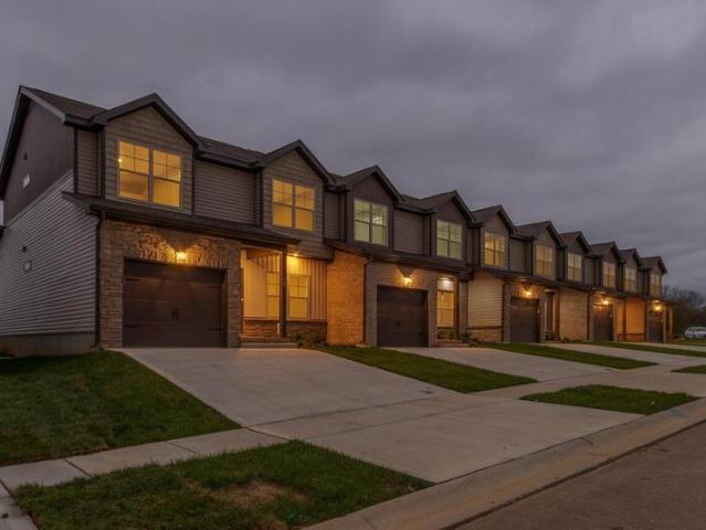 Townhouse for sale in Frankfort