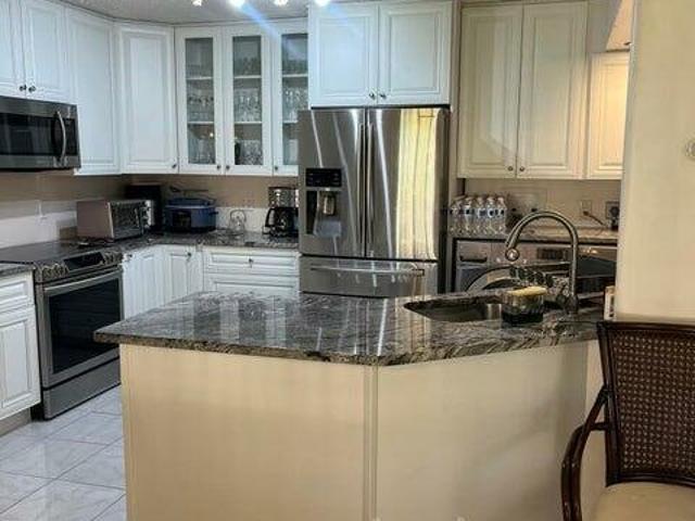 Condo for rent in Greenacres