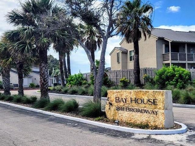 Condo for sale in Rockport