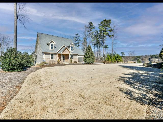 House for sale in West Union, South Carolina