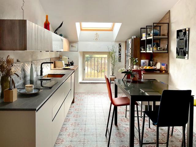 Maison vente à Le Bourjassot, Sablet