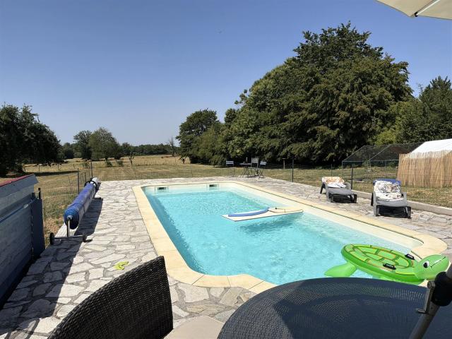 Maison vente à Guéret, Bazelat