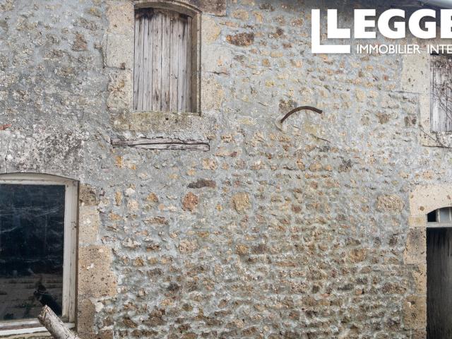 Maison vente à Confolens, Pressignac