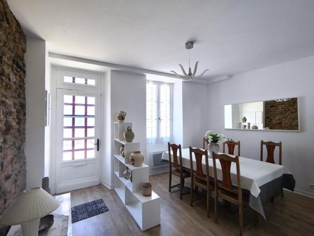 Maison vente à Oloron-Sainte-Marie, Salies-de-béarn