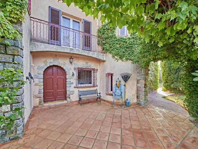 Maison vente à Arrondissement de Toulon, La Londe-les-maures