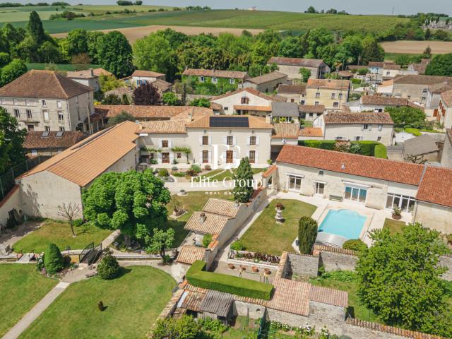 Maison vente à Angoulême, Aignes-et-puypéroux