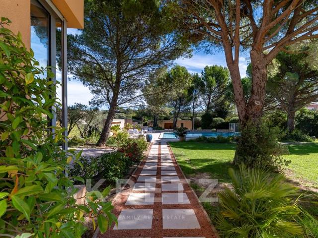Maison vente à Villeneuve Centre, Villeneuve-lès-Avignon