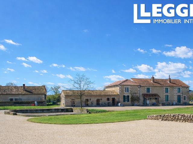 Maison vente à Montmorillon, Saulgé