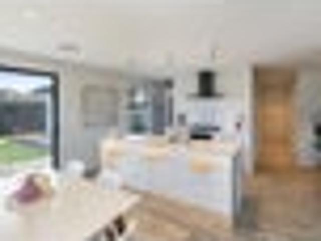 House for sale in Chaslands, Canterbury